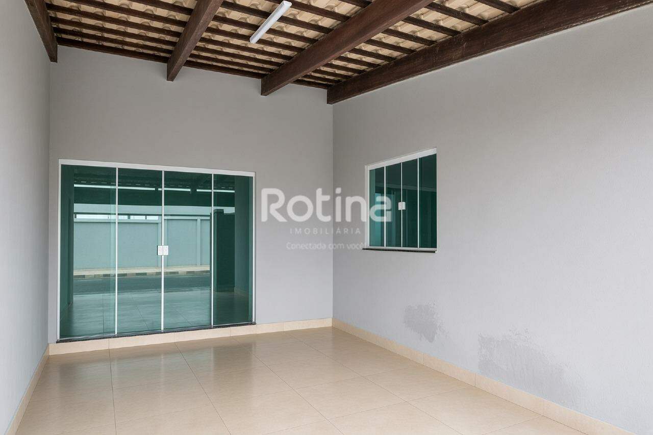 Casa à venda, 4 quartos em Uberlândia no bairro Granada no valor de R$ 720.000,00 - Rotina Imobiliária: 
