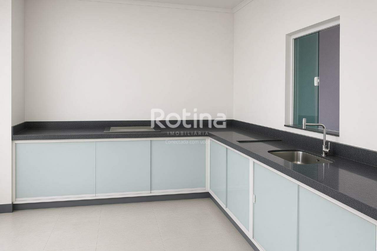 Casa à venda, 4 quartos em Uberlândia no bairro Granada no valor de R$ 720.000,00 - Rotina Imobiliária: 
