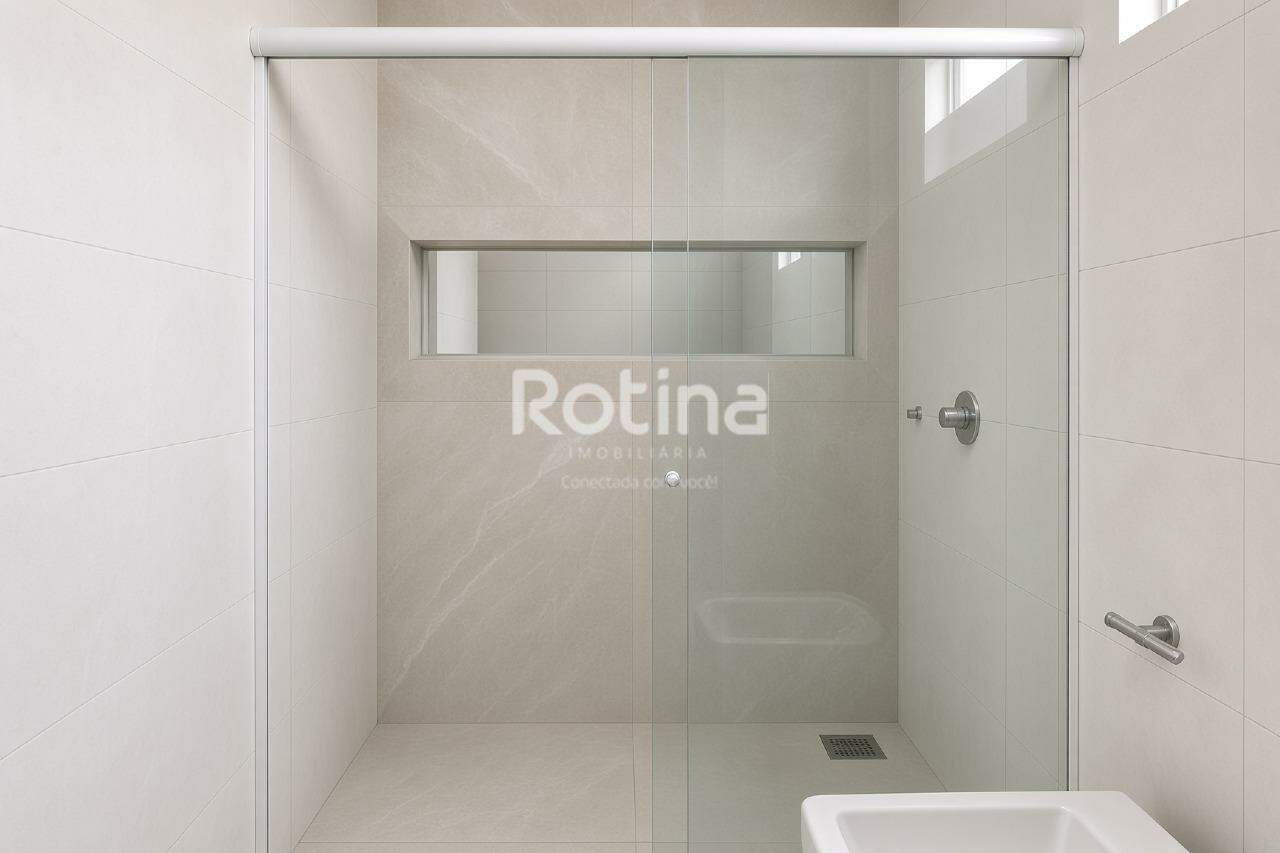 Casa à venda, 4 quartos em Uberlândia no bairro Granada no valor de R$ 720.000,00 - Rotina Imobiliária: 
