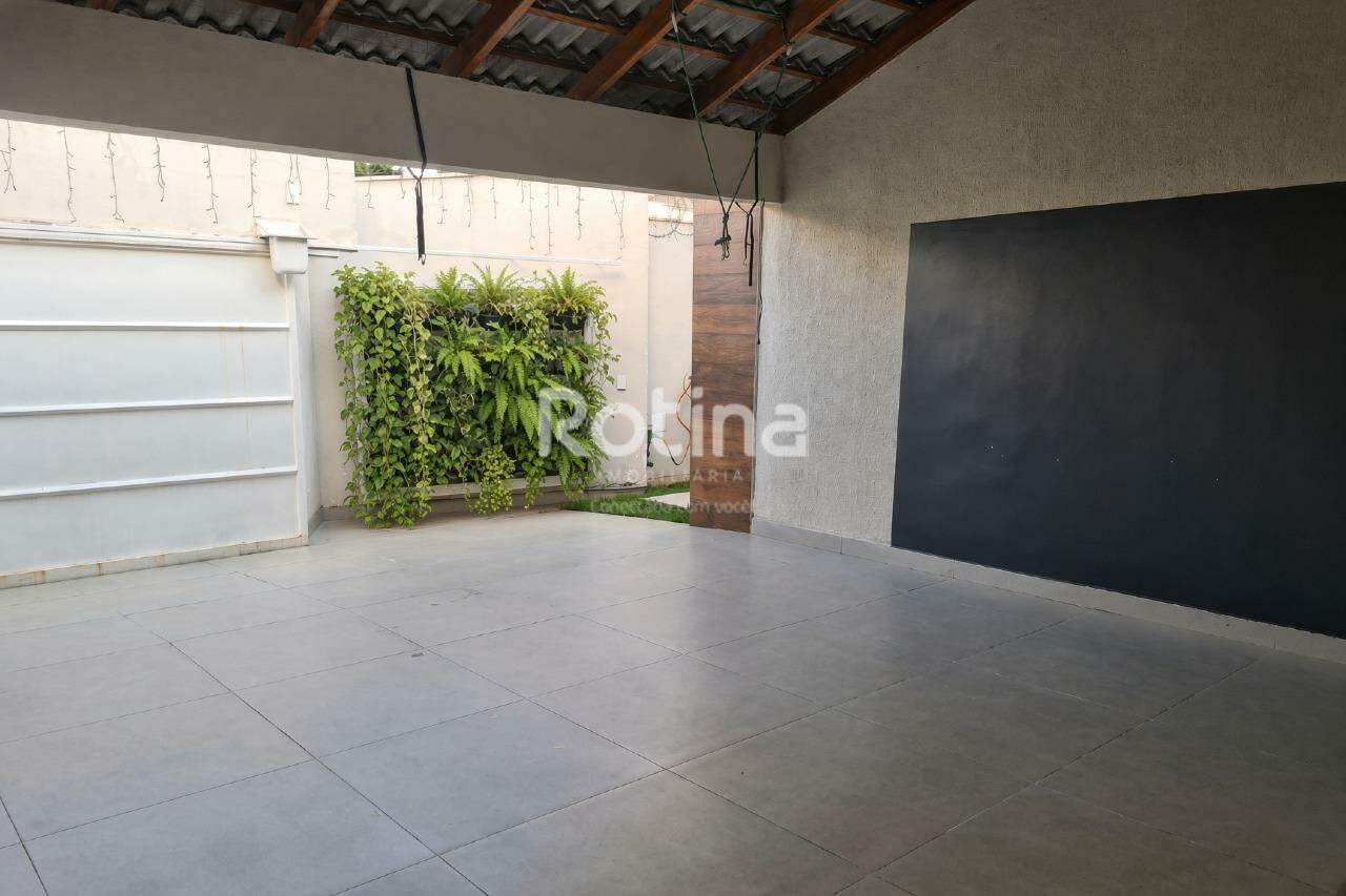 Casa à venda, 4 quartos em Uberlândia no bairro Santa Rosa no valor de R$ 790.000,00 - Rotina Imobiliária: 