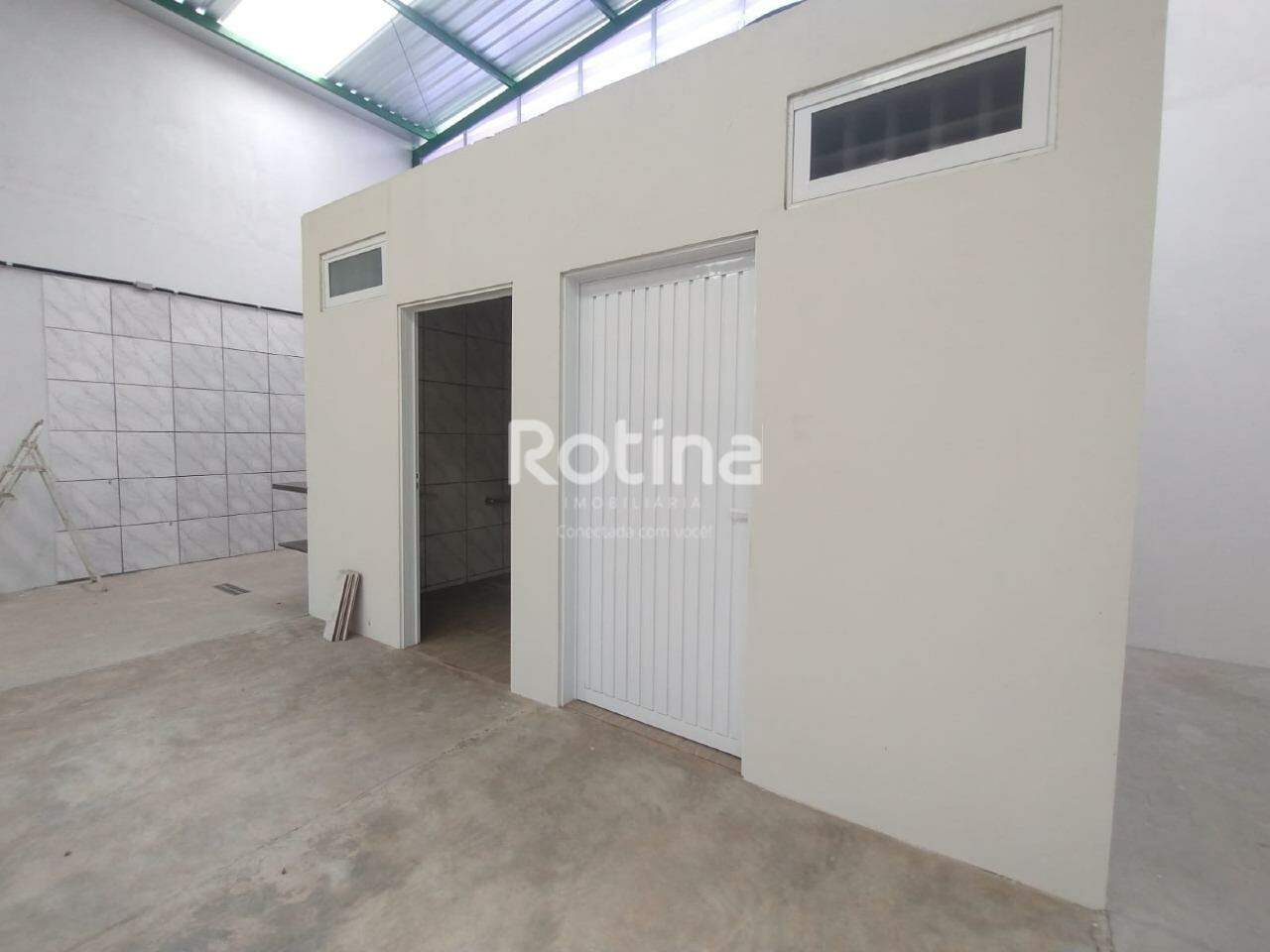 Galpão para alugar, em Uberlândia no bairro Santa Rosa no valor de R$ 6.000,00 - Rotina Imobiliária: 
