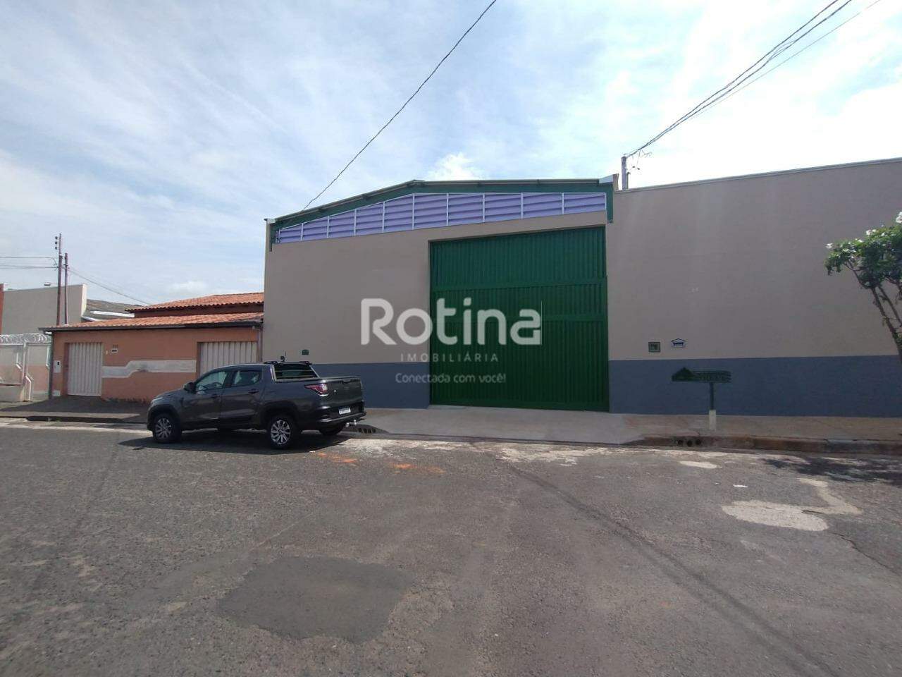 Galpão para alugar, em Uberlândia no bairro Santa Rosa no valor de R$ 6.000,00 - Rotina Imobiliária: 