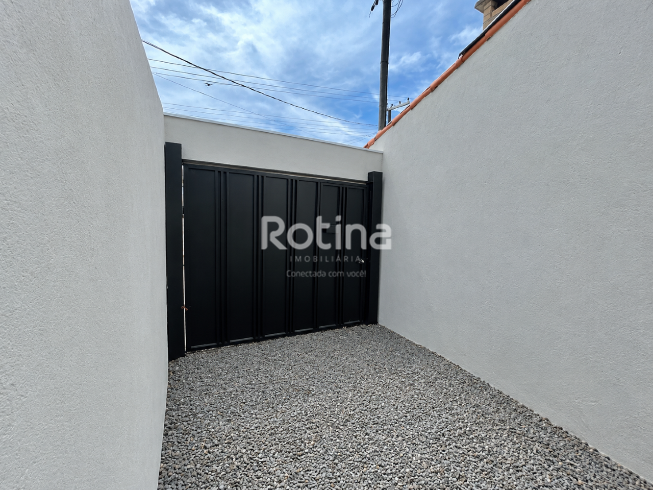 Casa à venda, 2 quartos em Uberlândia no bairro Shopping Park no valor de R$ 280.000,00 - Rotina Imobiliária: 