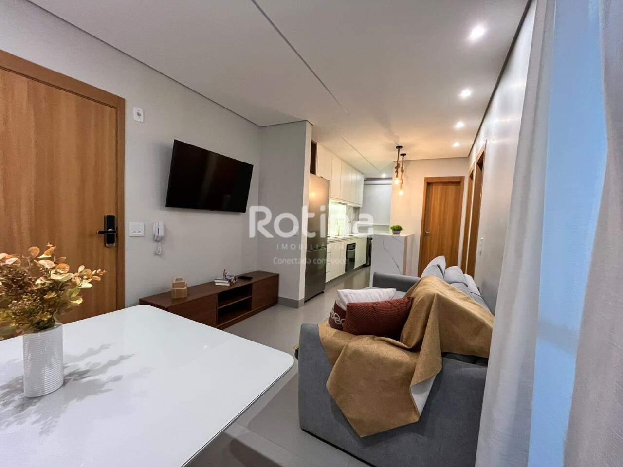 Apartamento à venda, 2 quartos em Uberlândia no bairro Martins no valor de R$ 290.000,00 - Rotina Imobiliária: 