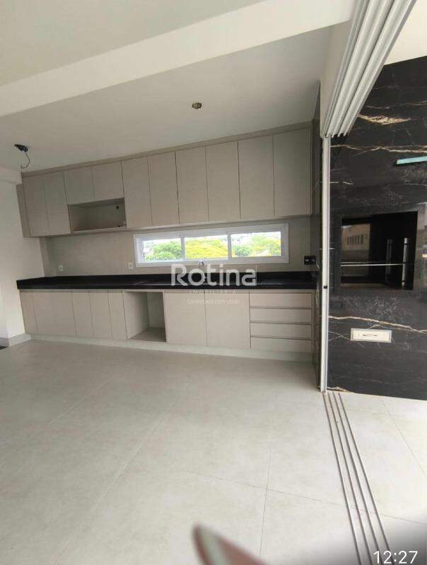 Apartamento à venda, 3 quartos em Uberlândia no bairro Copacabana no valor de R$ 1.700.000,00 - Rotina Imobiliária: 