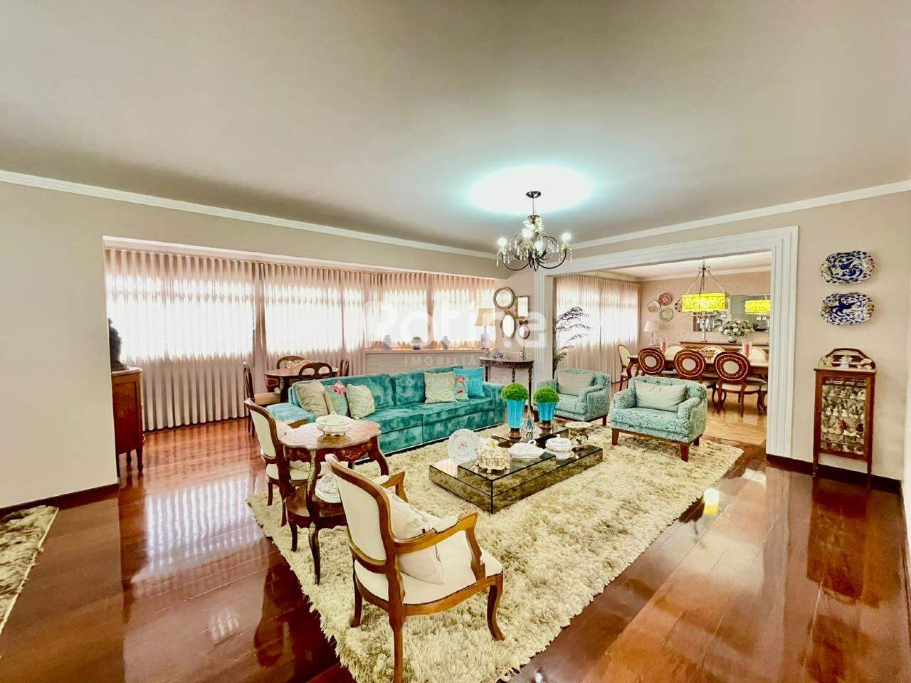 Apartamento à venda, 4 quartos em Uberlândia no bairro Fundinho no valor de R$ 1.900.000,00 - Rotina Imobiliária: 