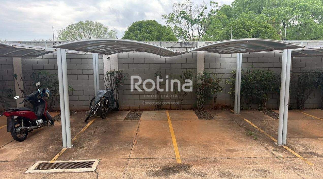 Apartamento para alugar, 3 quartos em Uberlândia no bairro Patrimônio no valor de R$ 2.600,00 - Rotina Imobiliária: 