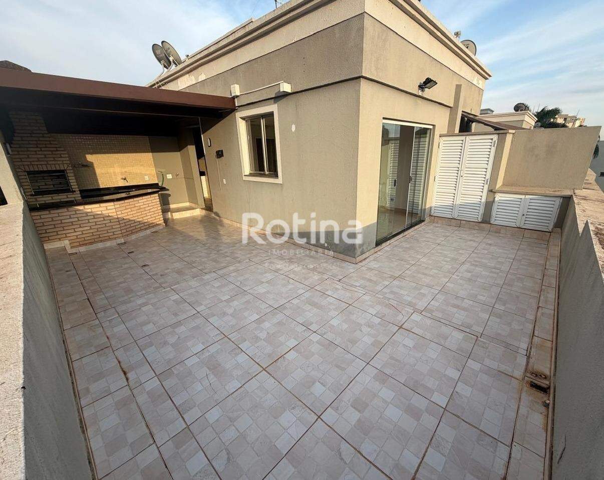 Apartamento para alugar, 3 quartos em Uberlândia no bairro Patrimônio no valor de R$ 2.600,00 - Rotina Imobiliária: 