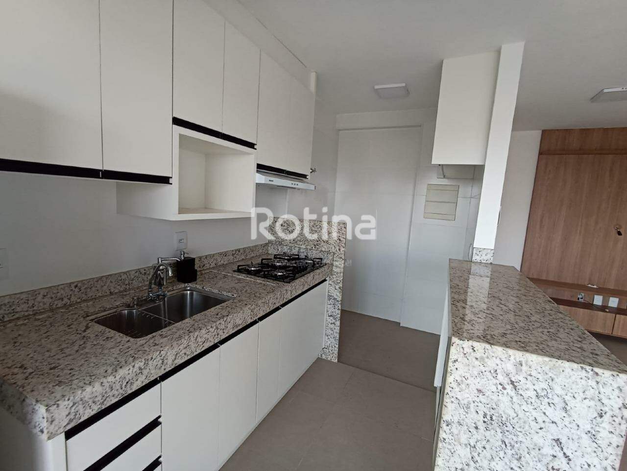 Apartamento à venda, 3 quartos em Uberlândia no bairro Grand Ville no valor de R$ 490.000,00 - Rotina Imobiliária: 