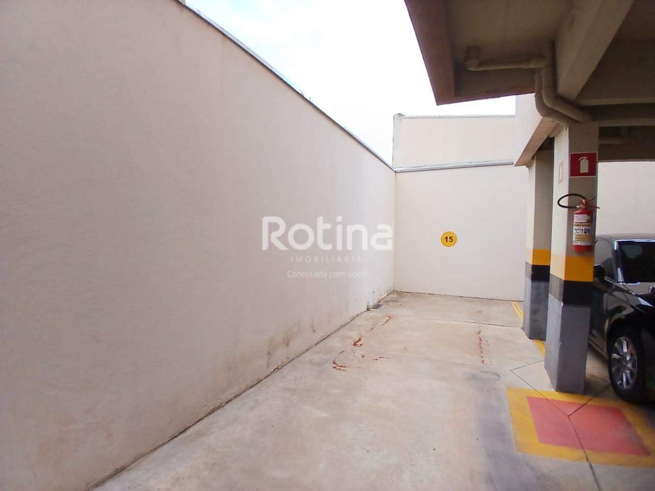Apartamento para alugar, 2 quartos em Uberlândia no bairro Santa Mônica no valor de R$ 1.650,00 - Rotina Imobiliária: 