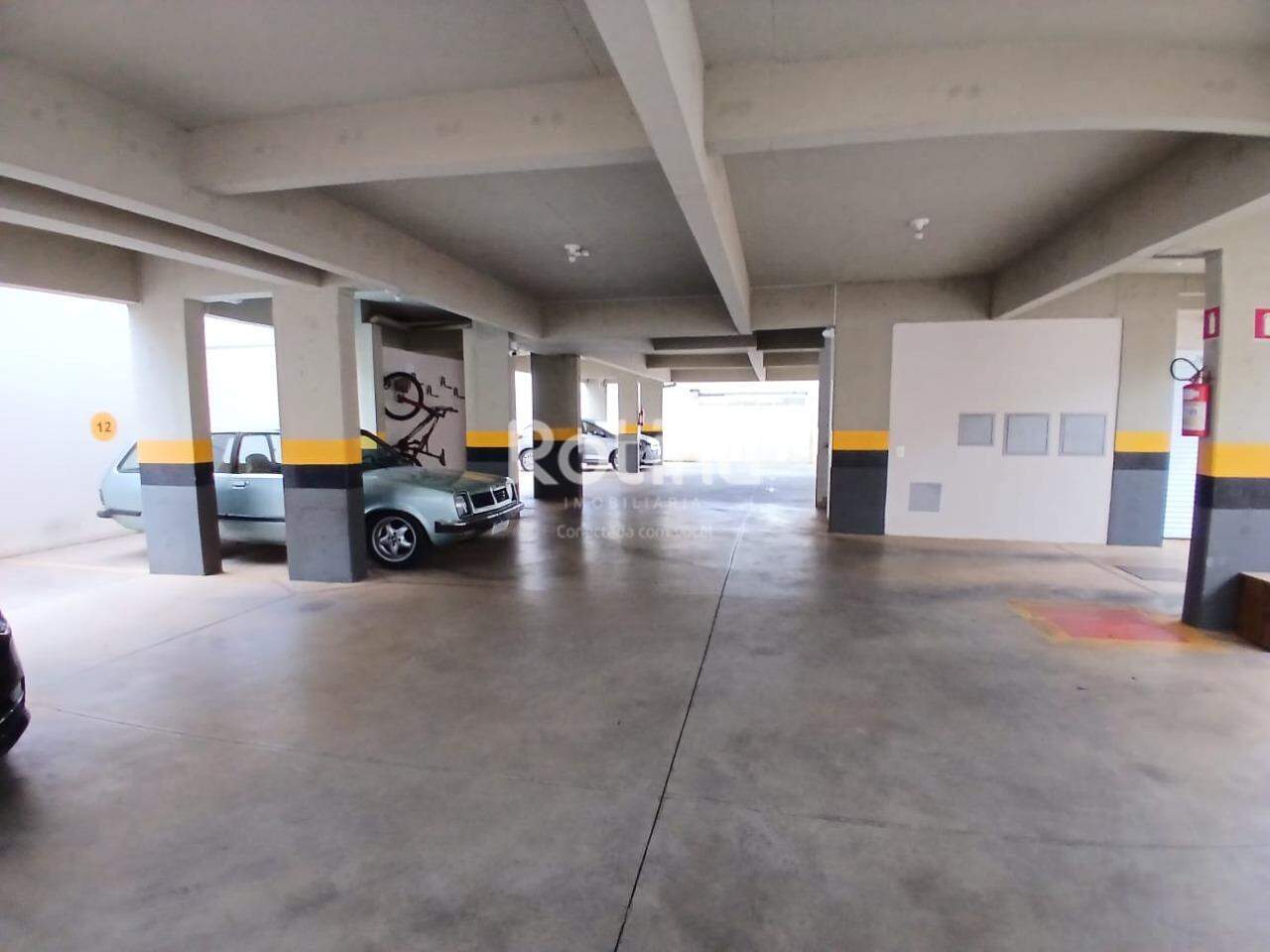 Apartamento para alugar, 2 quartos em Uberlândia no bairro Santa Mônica no valor de R$ 1.650,00 - Rotina Imobiliária: 