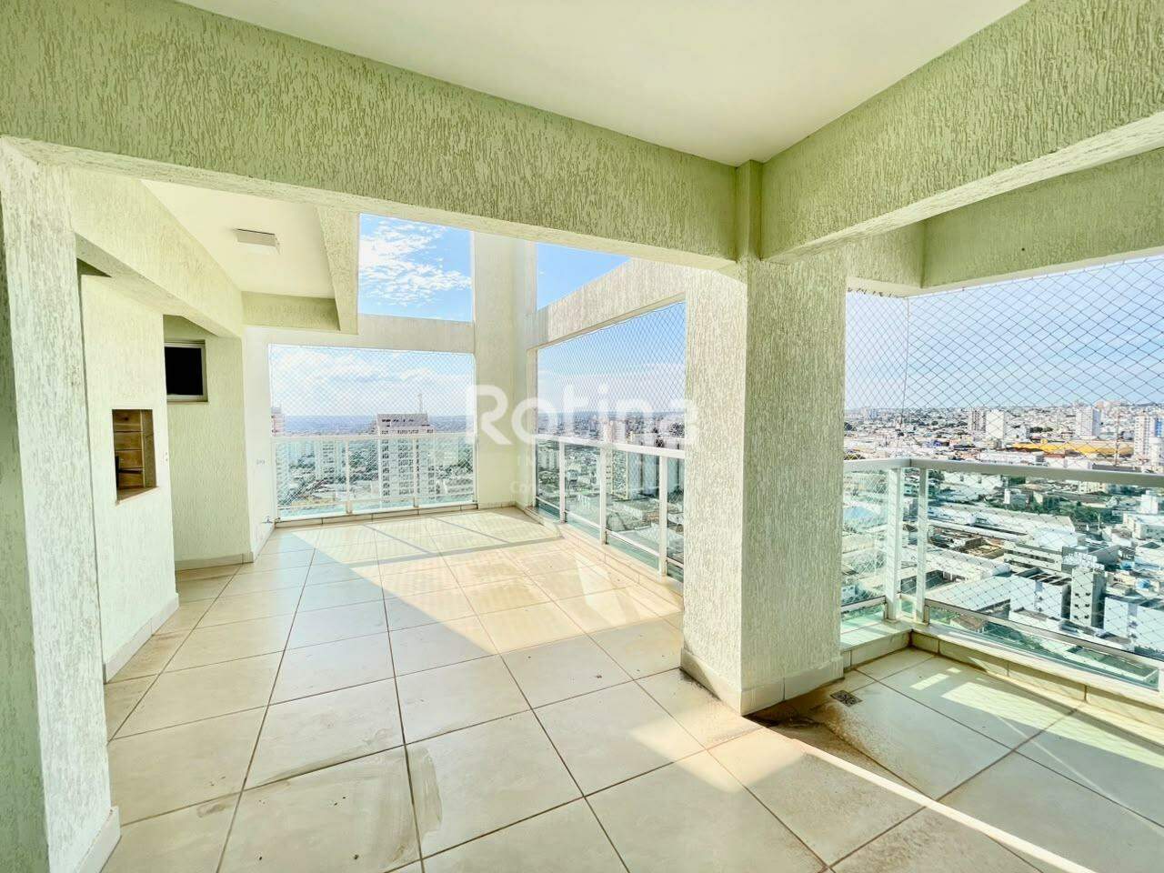 Cobertura à venda, 5 quartos em Uberlândia no bairro Centro no valor de R$ 2.400.000,00 - Rotina Imobiliária: 