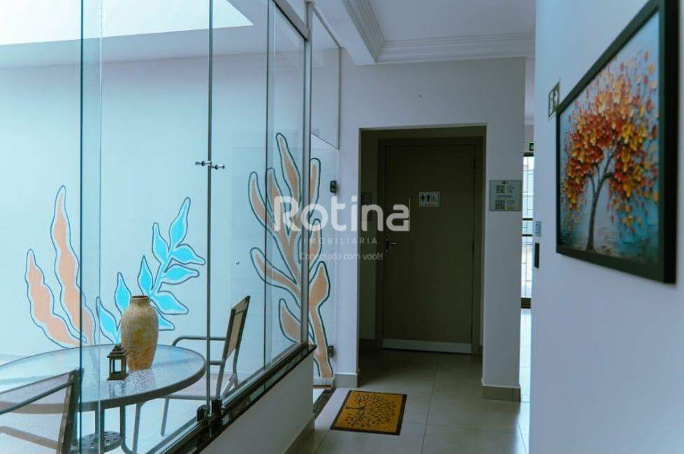 Sala para alugar, em Uberlândia no bairro Nossa Senhora Aparecida no valor de R$ 1.740,00 - Rotina Imobiliária: 
