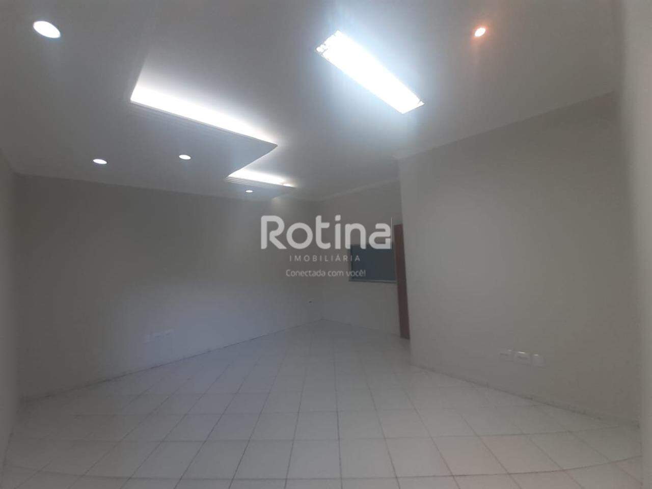 Prédio Inteiro à venda, 3 quartos em Uberlândia no bairro Umuarama no valor de R$ 2.150.000,00 - Rotina Imobiliária: 