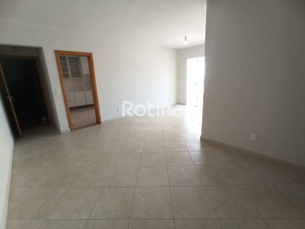 Apartamento para alugar, 3 quartos em Uberlândia no bairro Centro no valor de R$ 3.500,00 - Rotina Imobiliária: 