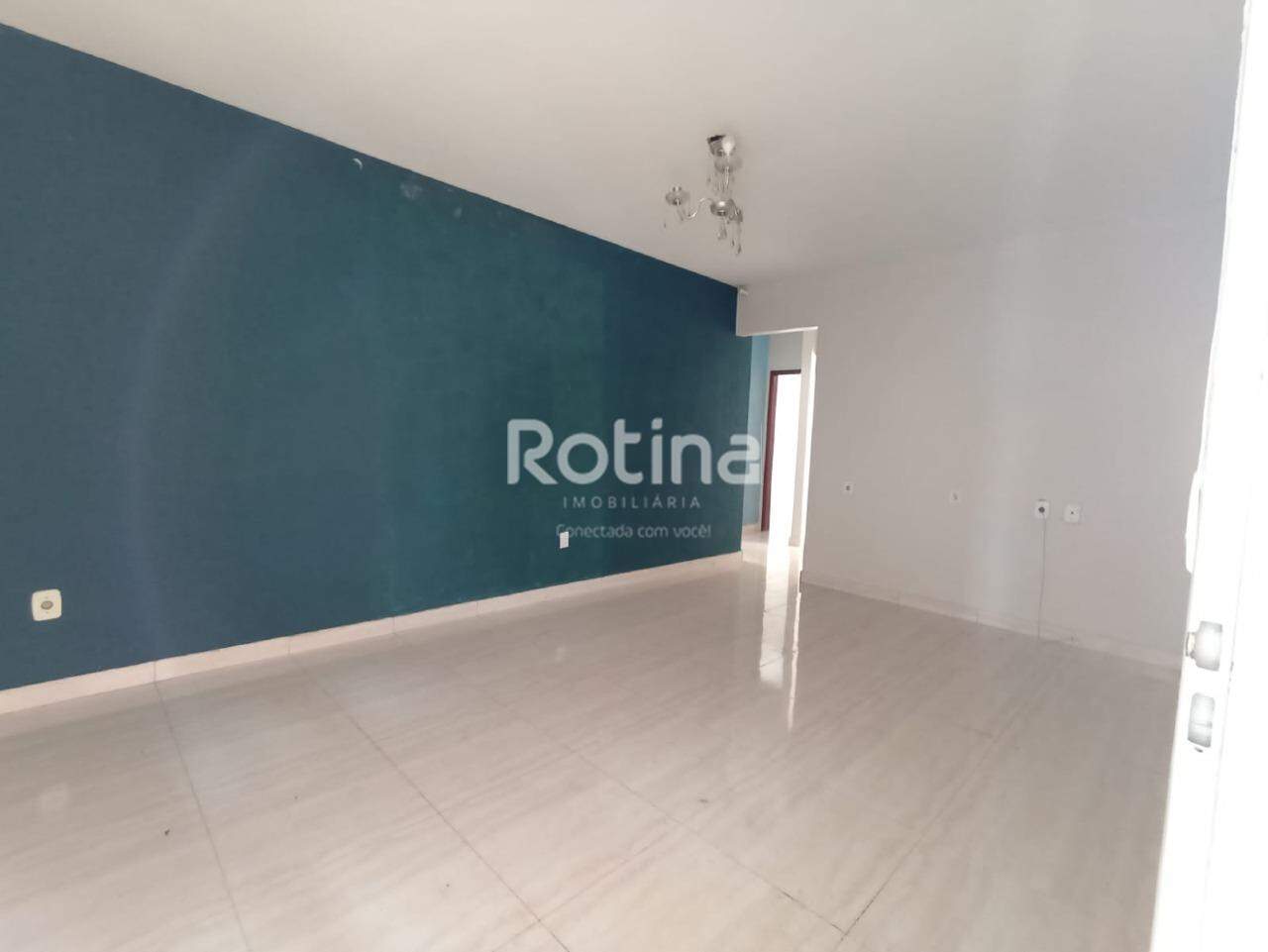 Casa à venda, 3 quartos em Uberlândia no bairro Nossa Senhora das Graças no valor de R$ 450.000,00 - Rotina Imobiliária: 