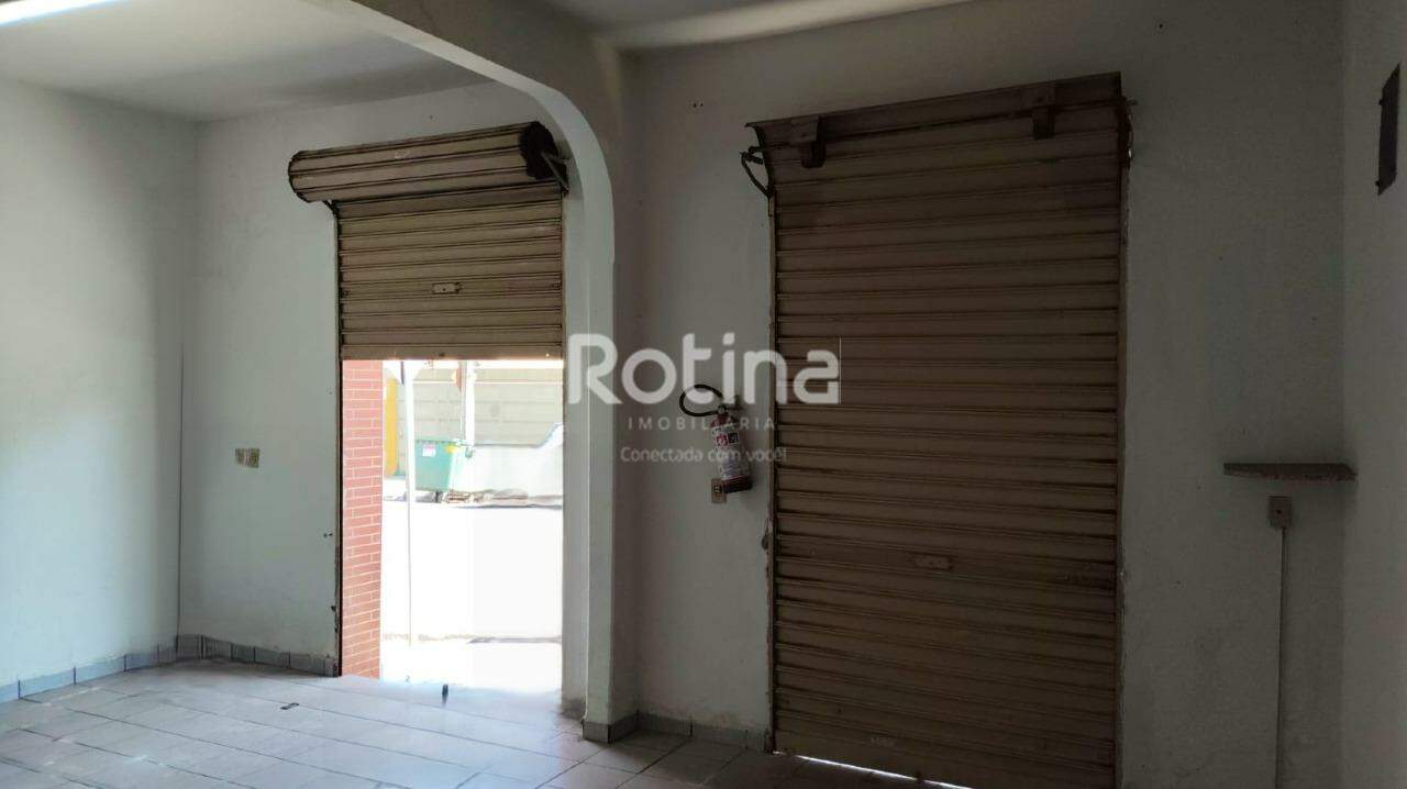 Comercial para alugar, em Uberlândia no bairro Daniel Fonseca no valor de R$ 2.300,00 - Rotina Imobiliária: 