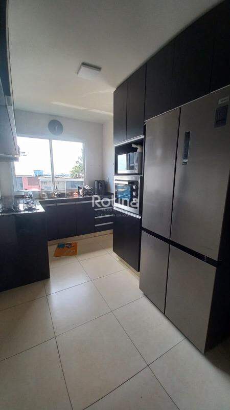 Apartamento para alugar, 2 quartos em Uberlândia no bairro Residencial Viviane no valor de R$ 2.800,00 - Rotina Imobiliária: 