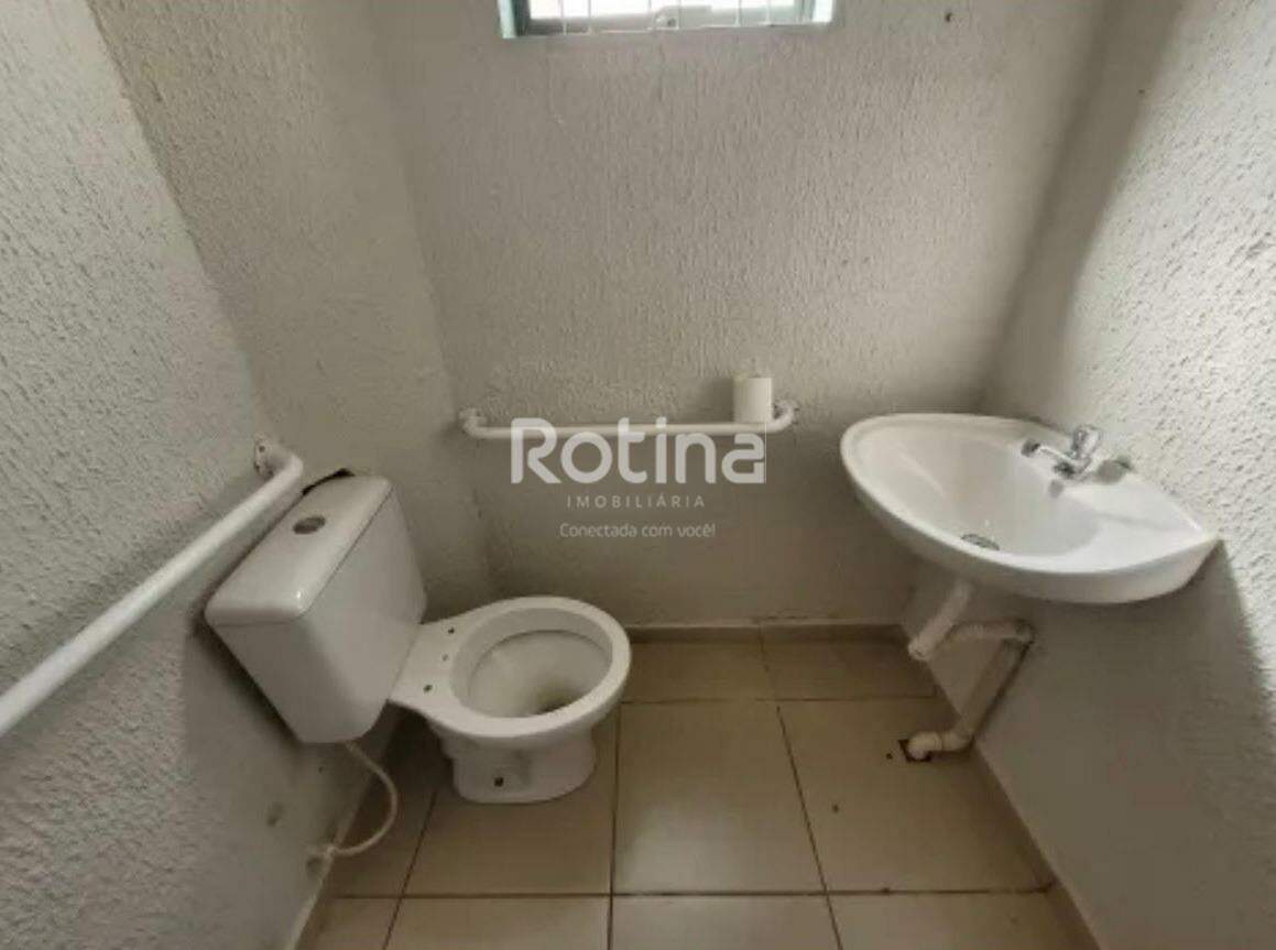 Comercial para alugar, em Uberlândia no bairro Jardim Europa no valor de R$ 2.600,00 - Rotina Imobiliária: 