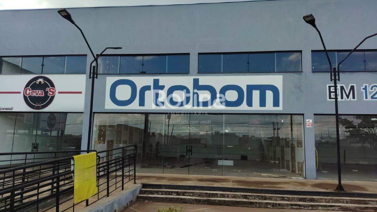 Loja para alugar, em Uberlândia no bairro Monte Hebron no valor de R$ 3.600,00 - Rotina Imobiliária: 