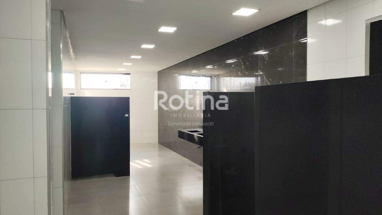 Loja para alugar, em Uberlândia no bairro Monte Hebron no valor de R$ 2.200,00 - Rotina Imobiliária: 