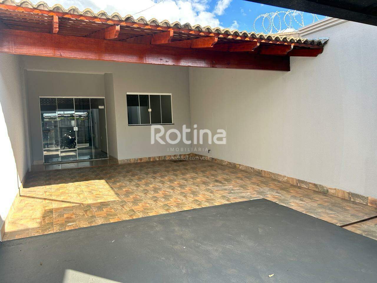 Casa à venda, 2 quartos em Uberlândia no bairro Shopping Park no valor de R$ 350.000,00 - Rotina Imobiliária: 