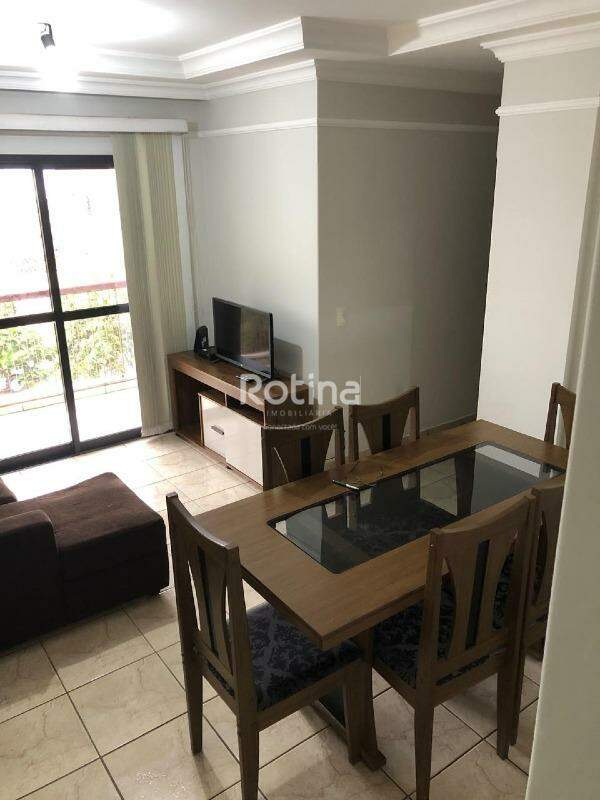 Apartamento à venda, 3 quartos em Uberlândia no bairro Santa Mônica no valor de R$ 320.000,00 - Rotina Imobiliária: 