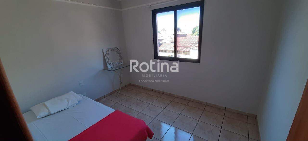 Apartamento à venda, 3 quartos em Uberlândia no bairro Santa Mônica no valor de R$ 320.000,00 - Rotina Imobiliária: 