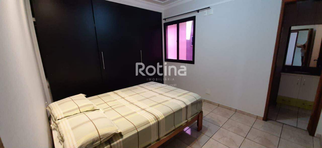 Apartamento à venda, 3 quartos em Uberlândia no bairro Santa Mônica no valor de R$ 320.000,00 - Rotina Imobiliária: 