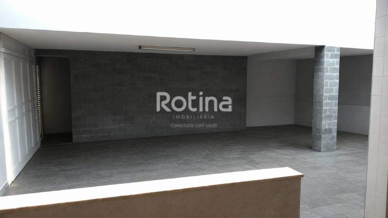 Casa à venda, 3 quartos em Uberlândia no bairro Tabajaras no valor de R$ 850.000,00 - Rotina Imobiliária: 
