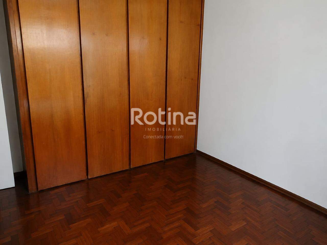 Casa à venda, 3 quartos em Uberlândia no bairro Tabajaras no valor de R$ 850.000,00 - Rotina Imobiliária: 