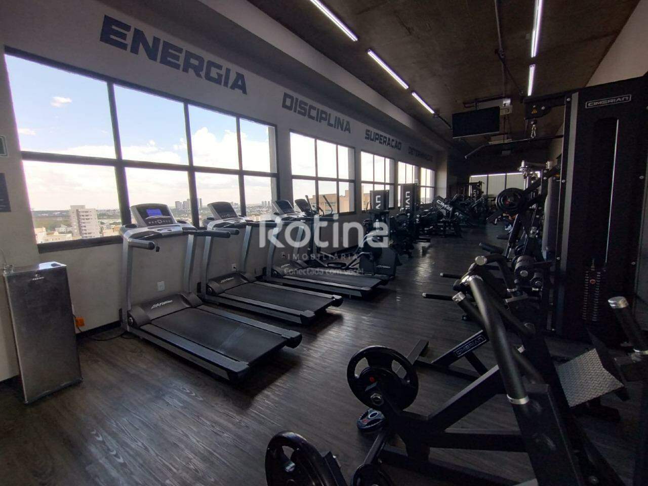 Apartamento para alugar, 1 quarto em Uberlândia no bairro Santa Mônica no valor de R$ 2.900,00 - Rotina Imobiliária: 
