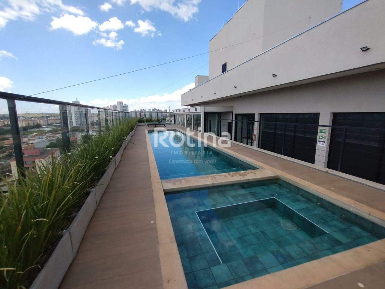 Apartamento para alugar, 1 quarto em Uberlândia no bairro Santa Mônica no valor de R$ 2.900,00 - Rotina Imobiliária: 