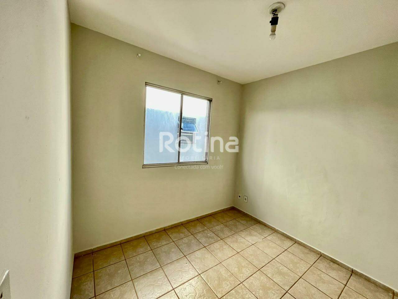 Apartamento à venda, 2 quartos em Uberlândia no bairro Cazeca no valor de R$ 240.000,00 - Rotina Imobiliária: 