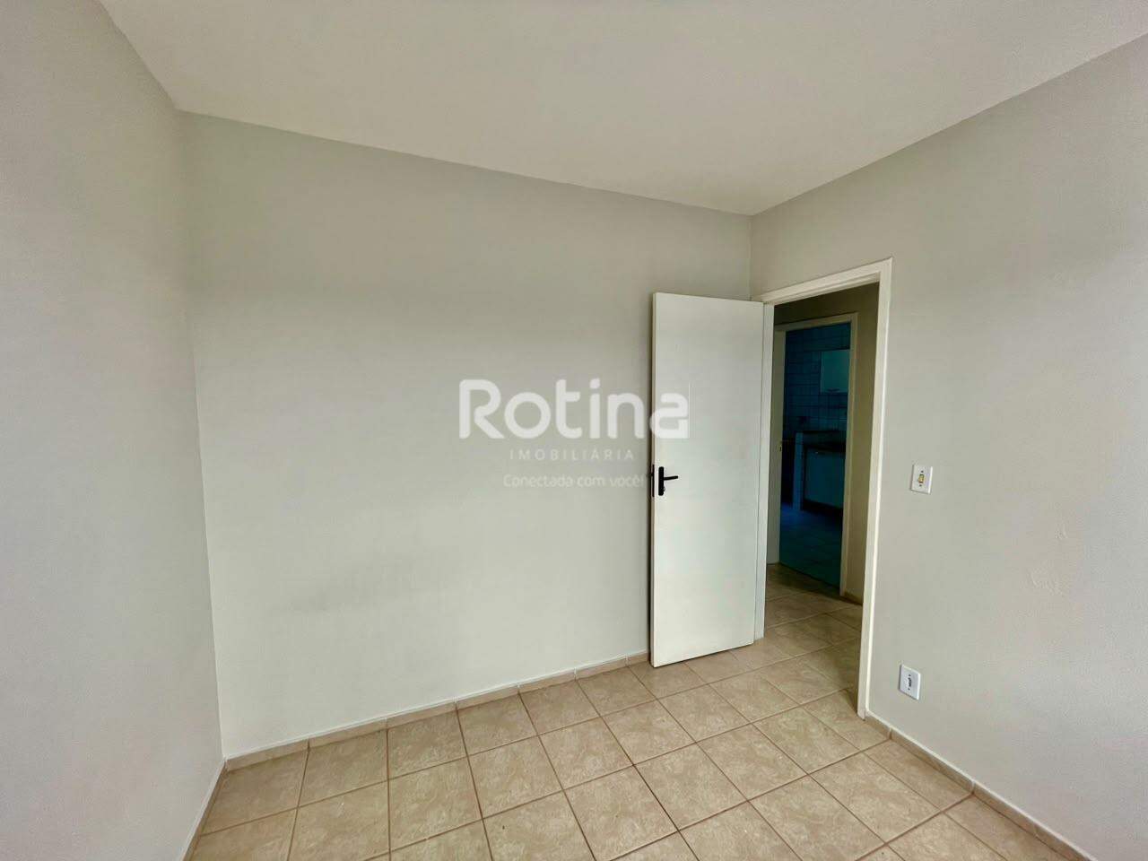 Apartamento à venda, 2 quartos em Uberlândia no bairro Cazeca no valor de R$ 240.000,00 - Rotina Imobiliária: 