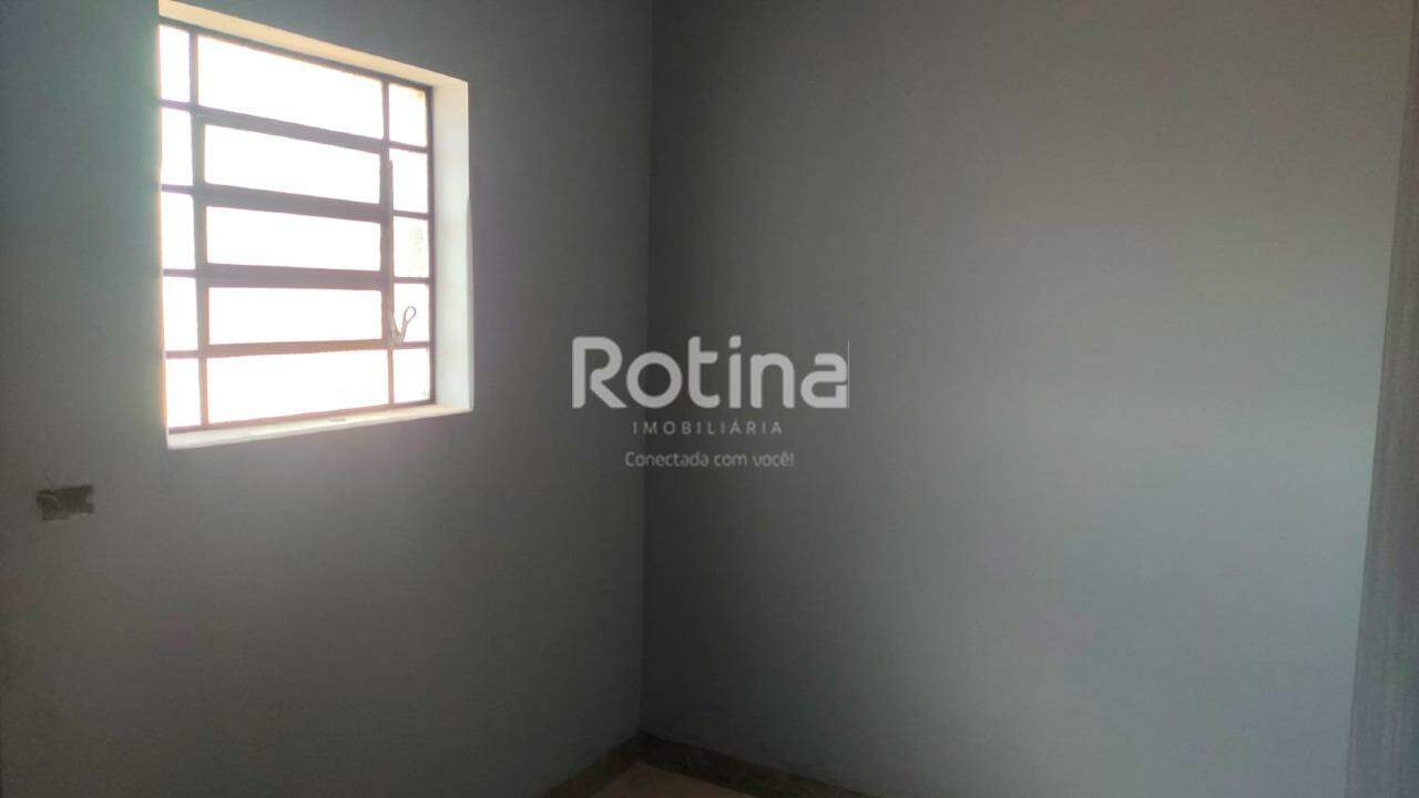 Prédio Inteiro à venda, 2 quartos em Uberlândia no bairro Martins no valor de R$ 560.000,00 - Rotina Imobiliária: 5 - Apto 2