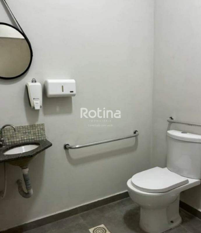 Sala para alugar, em Uberlândia no bairro Jardim Karaíba no valor de R$ 1.900,00 - Rotina Imobiliária: 