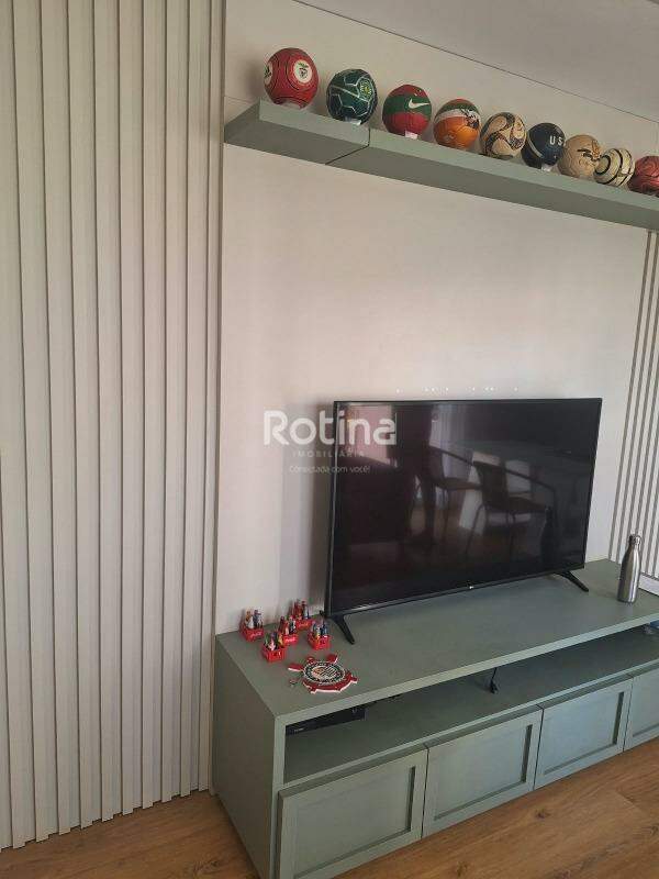 Apartamento à venda, 3 quartos em Uberlândia no bairro Santa Mônica no valor de R$ 465.000,00 - Rotina Imobiliária: 