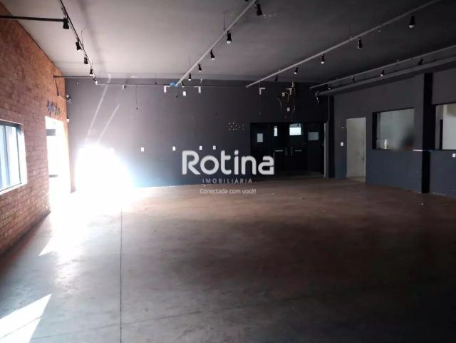 Comercial à venda, em Uberlândia no bairro Centro no valor de R$ 3.600.000,00 - Rotina Imobiliária: 