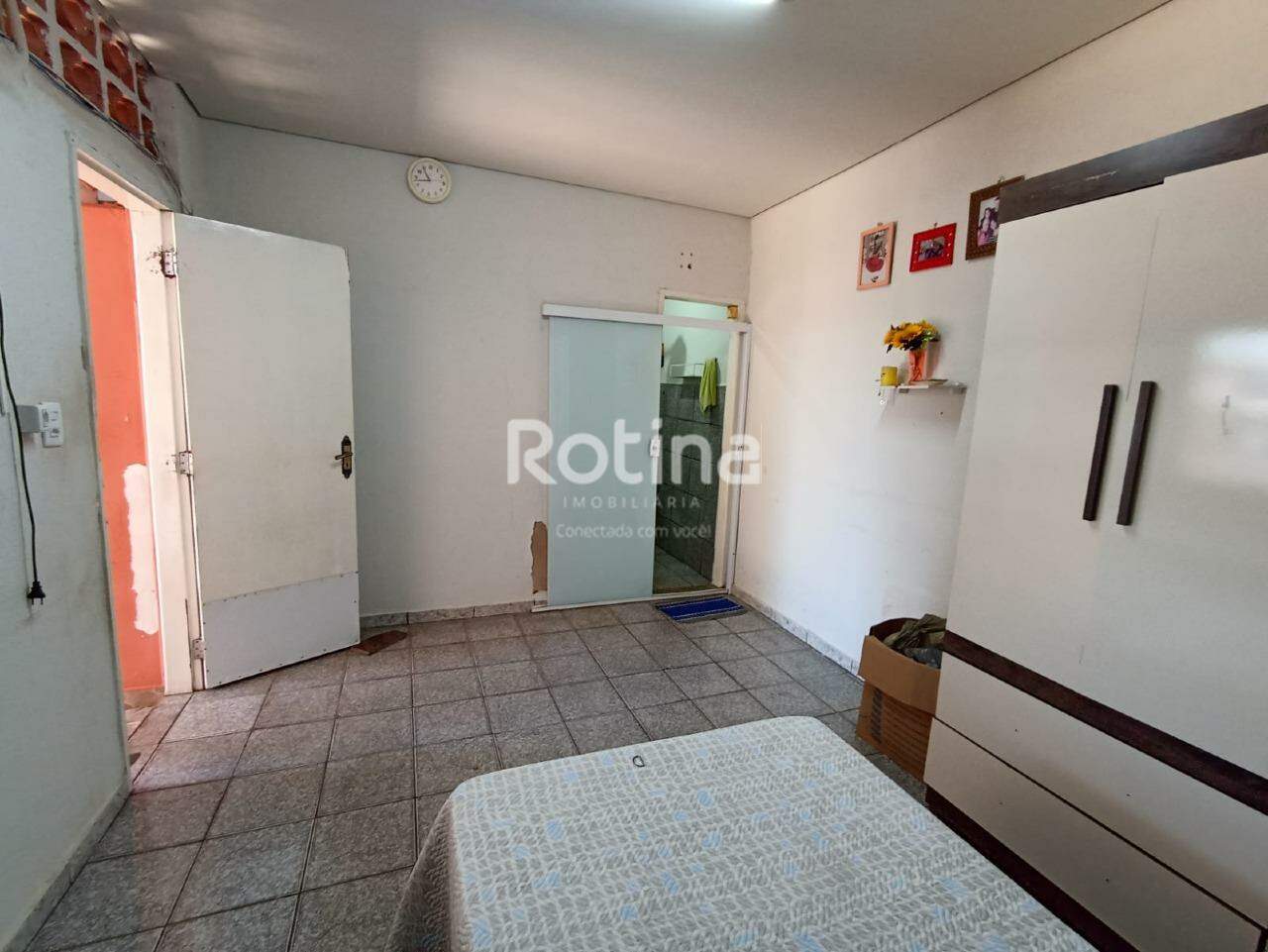 Casa à venda, 8 quartos em Uberlândia no bairro Osvaldo Rezende no valor de R$ 550.000,00 - Rotina Imobiliária: 