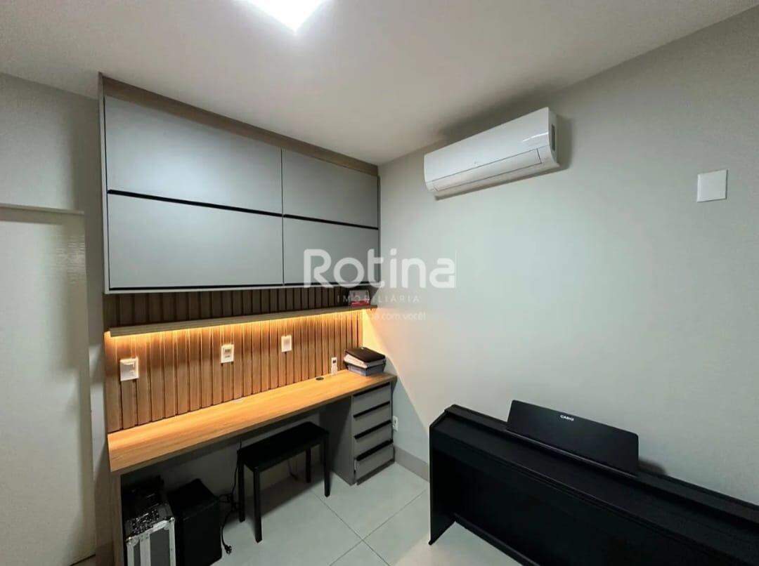 Casa à venda, 3 quartos em Uberlândia no bairro Alto Umuarama no valor de R$ 1.100.000,00 - Rotina Imobiliária: 