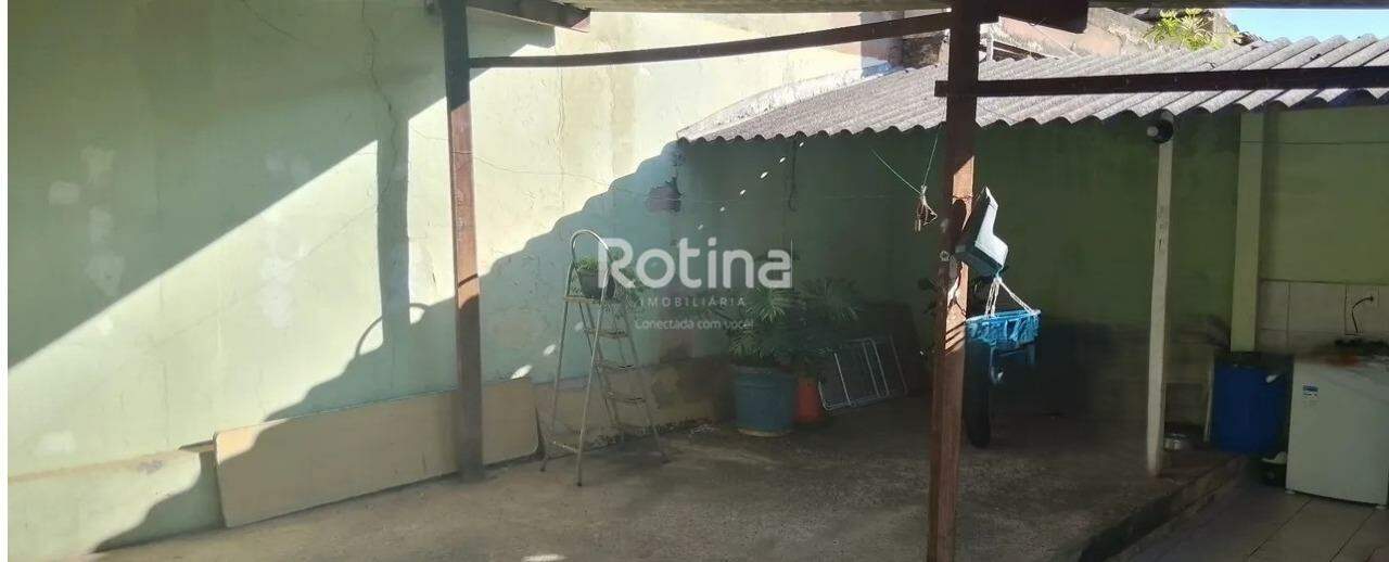 Comercial para alugar, em Uberlândia no bairro Centro no valor de R$ 1.400,00 - Rotina Imobiliária: 