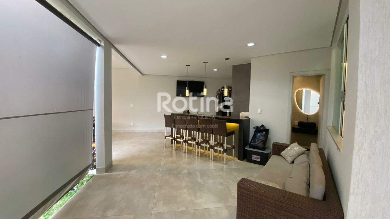 Casa Condomínio Fechado à venda, 3 quartos em Uberlândia no bairro Aclimação no valor de R$ 2.150.000,00 - Rotina Imobiliária: 