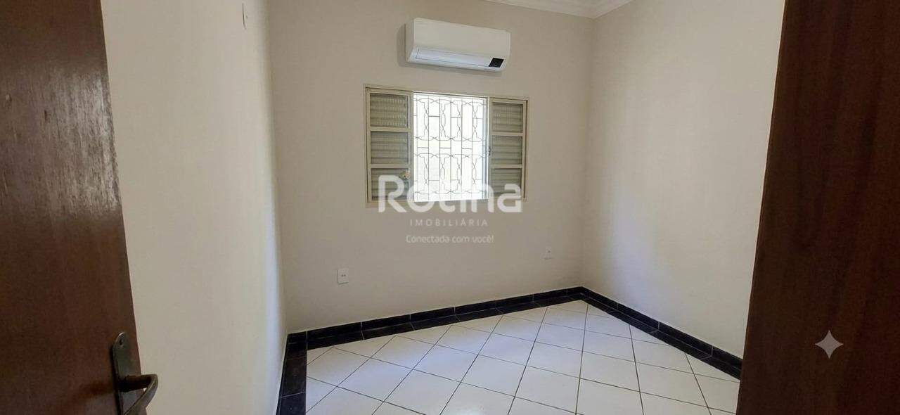 Casa à venda, 3 quartos em Uberlândia no bairro Jardim Patrícia no valor de R$ 520.000,00 - Rotina Imobiliária: 