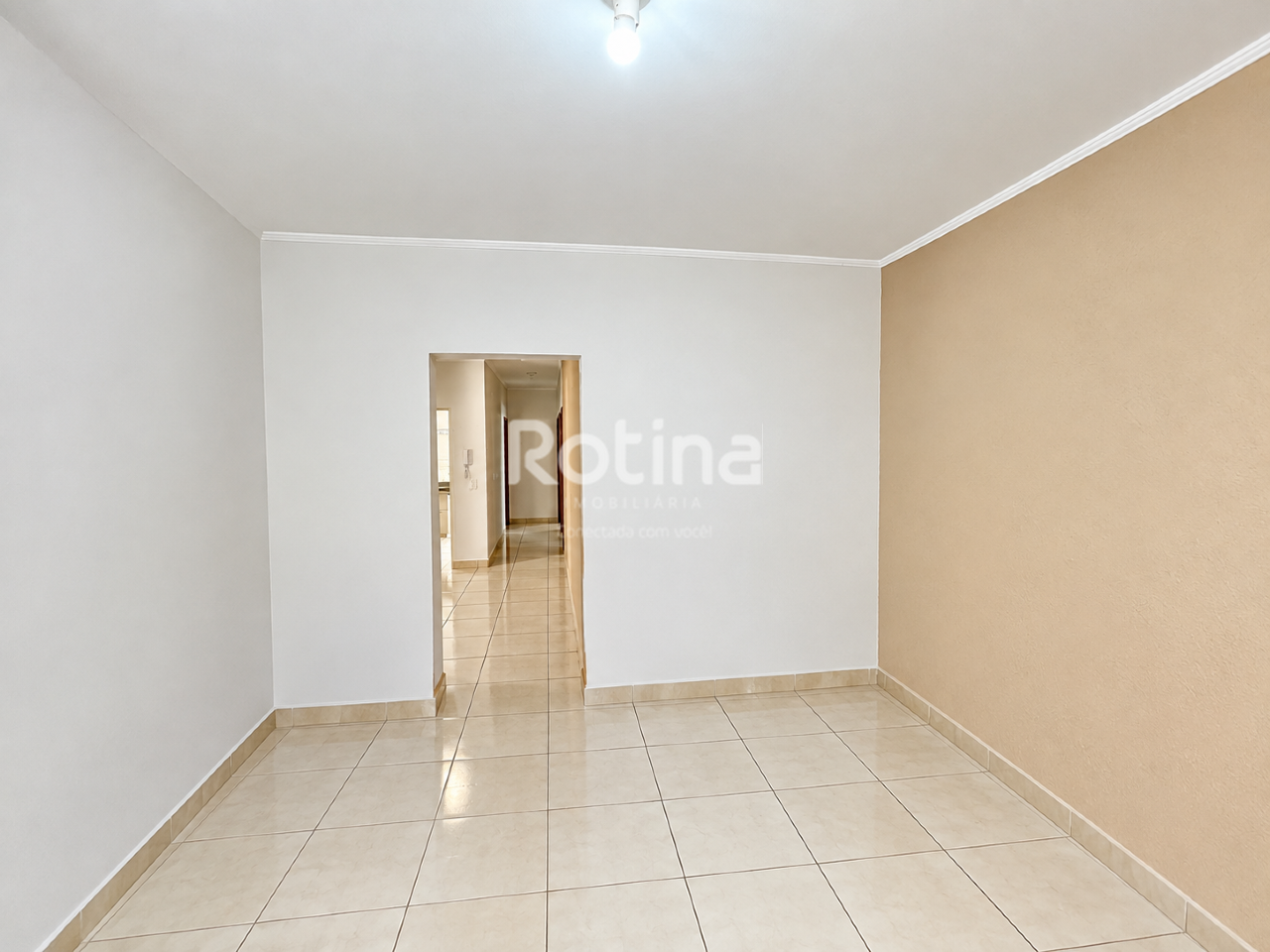 Casa à venda, 3 quartos em Uberlândia no bairro Cidade Jardim no valor de R$ 550.000,00 - Rotina Imobiliária: 