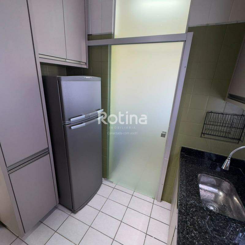 Apartamento à venda, 3 quartos em Uberlândia no bairro Brasil no valor de R$ 290.000,00 - Rotina Imobiliária: 