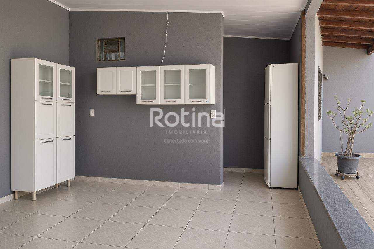 Casa à venda, 3 quartos em Uberlândia no bairro Jardim Patrícia no valor de R$ 649.000,00 - Rotina Imobiliária: 