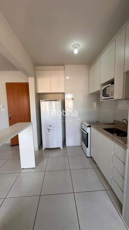 Apartamento para alugar, 2 quartos em Uberlândia no bairro Daniel Fonseca no valor de R$ 1.800,00 - Rotina Imobiliária: 