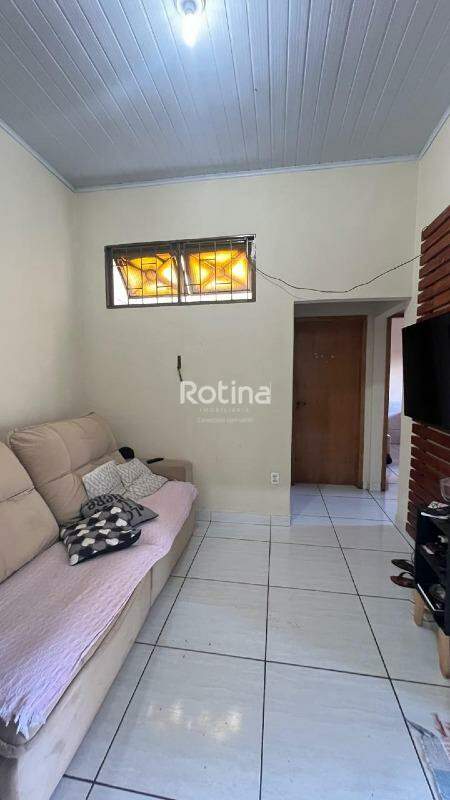 Casa à venda, 2 quartos em Uberlândia no bairro Planalto no valor de R$ 340.000,00 - Rotina Imobiliária: 