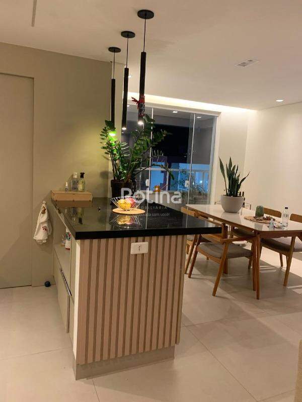 Apartamento à venda, 3 quartos em Uberlândia no bairro Saraiva no valor de R$ 800.000,00 - Rotina Imobiliária: 